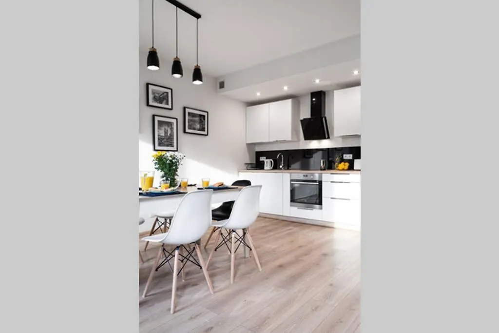 크라쿠프 Househost Apartament: Swietego Krzyza Street 아파트