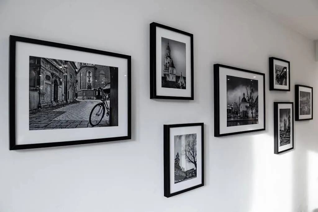 크라쿠프 Househost Apartament: Swietego Krzyza Street 아파트 폴란드